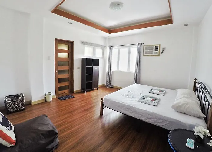 Eagle House 3*