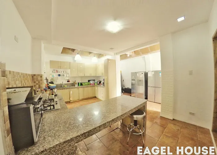 Eagle House 3* Lapu-Lapu City