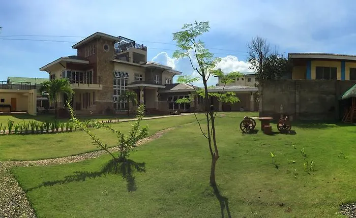 Eagle House Gasthuis Lapu-Lapu City